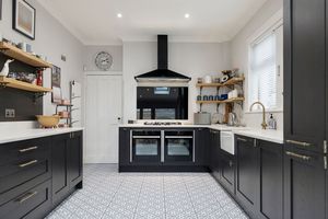 Photo 6- click for photo gallery